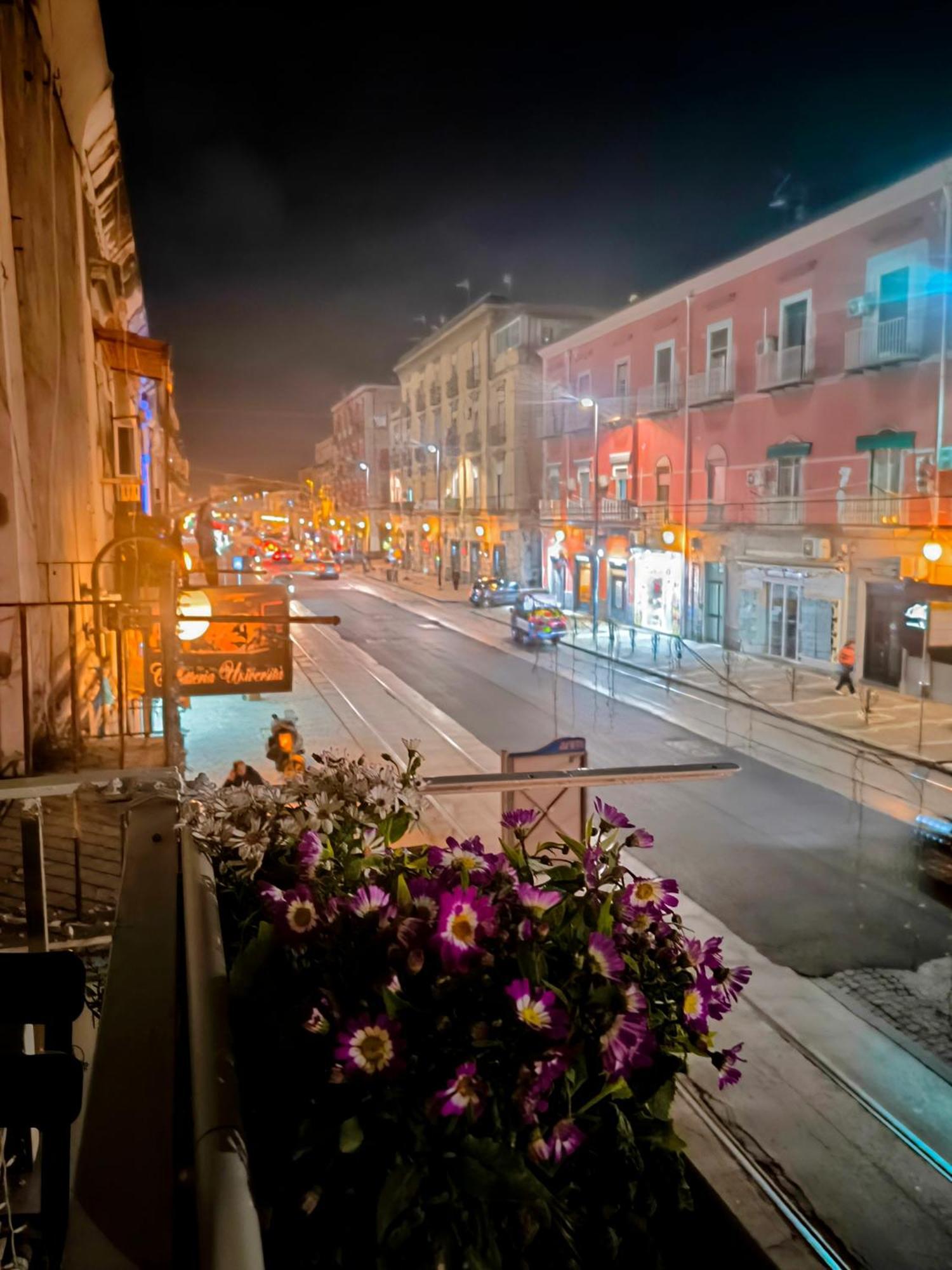 Casamira B&B Napoli Centrale Buitenkant foto