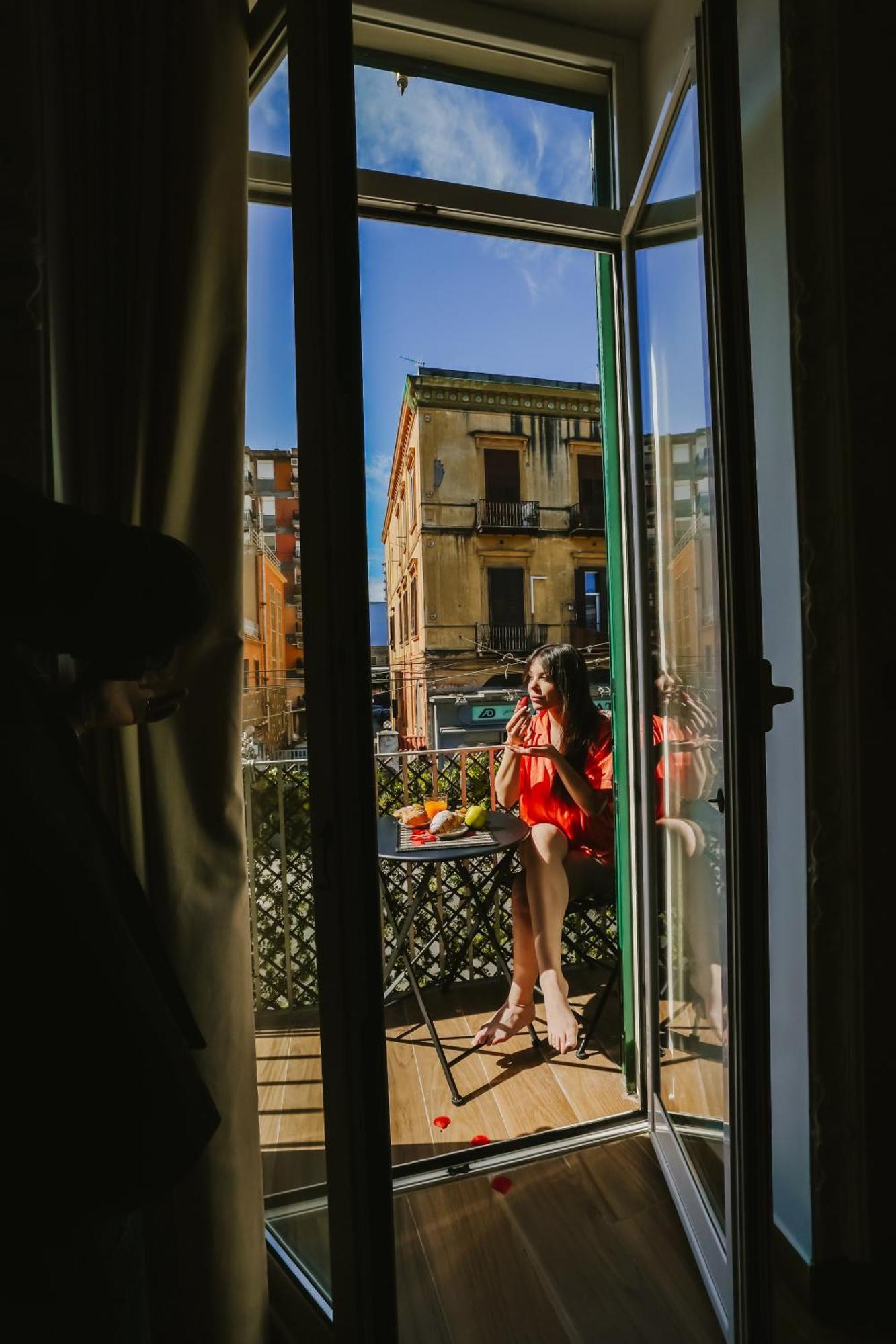 Casamira B&B Napoli Centrale Buitenkant foto